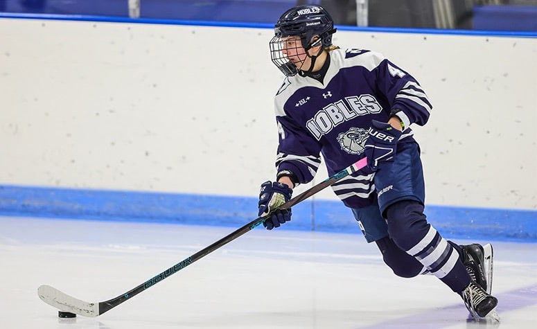 Ava Decourcey factored into all three of Nobles' goals on Wednesday. (Brian Kelly/NEHJ)